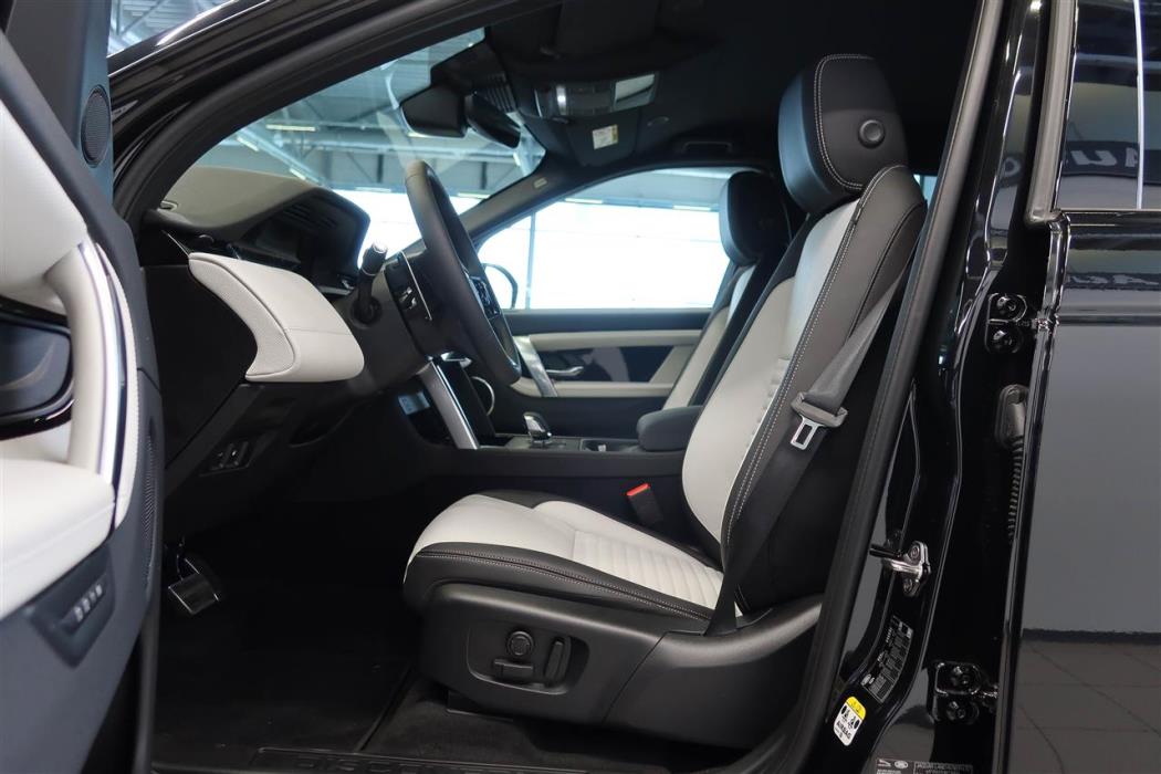 Land Rover Discovery Sport 2026