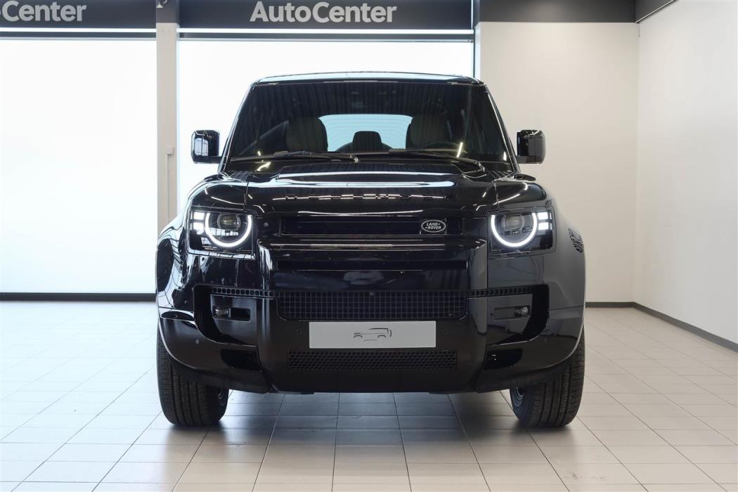 Land Rover Defender 2026