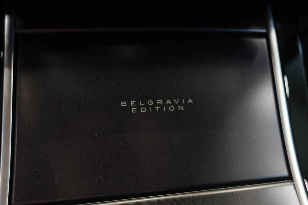 Land Rover Range Rover Velar 2026