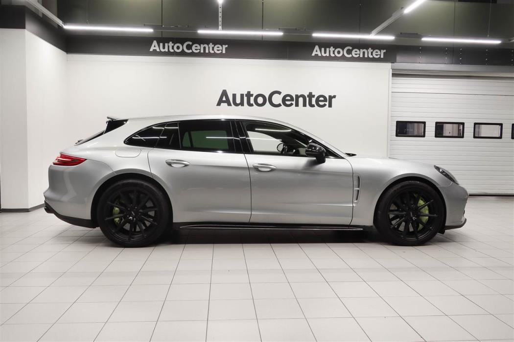 Porsche Panamera 2019