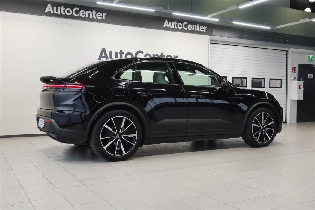 Porsche Macan 2025