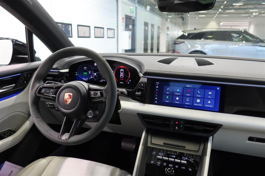 Porsche Macan 2025