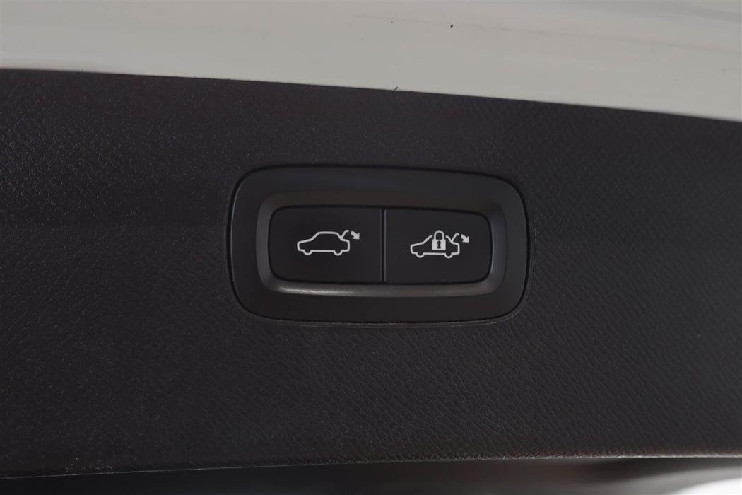 Volvo XC90 2016
