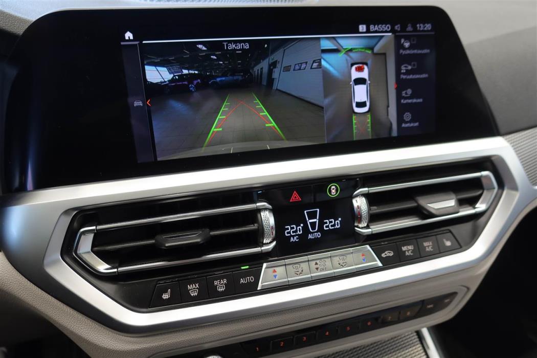 BMW 330 2019