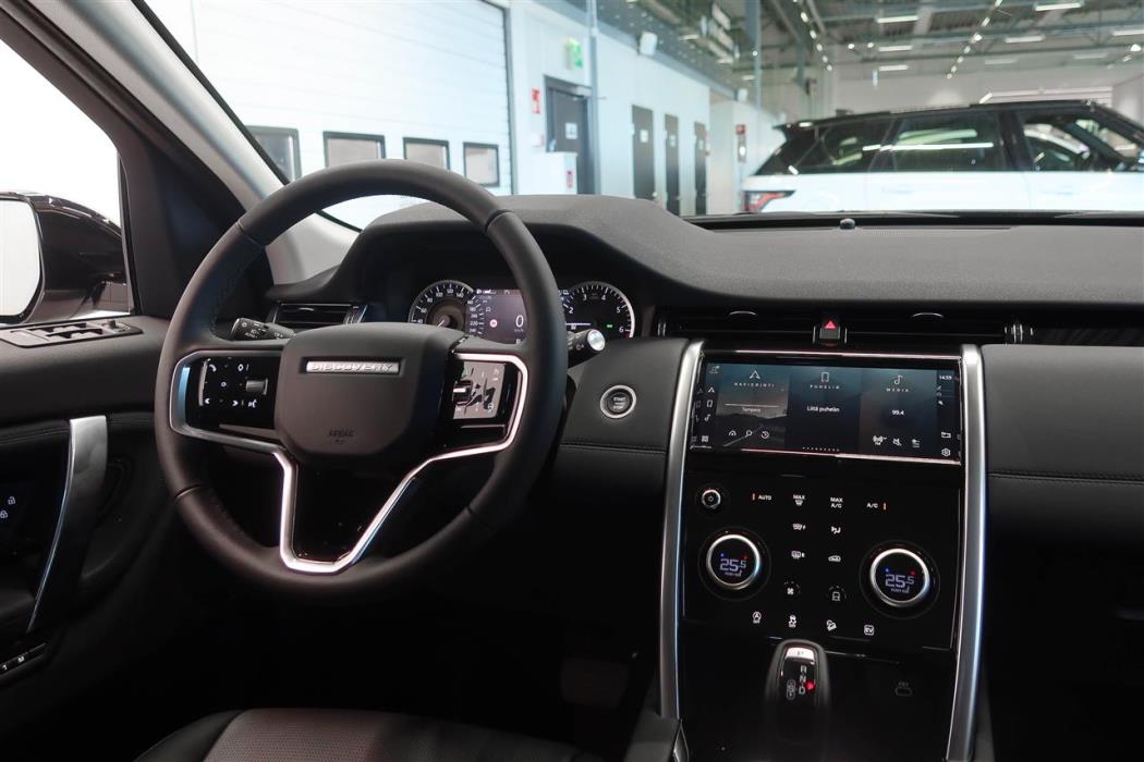 Land Rover Discovery Sport 2023