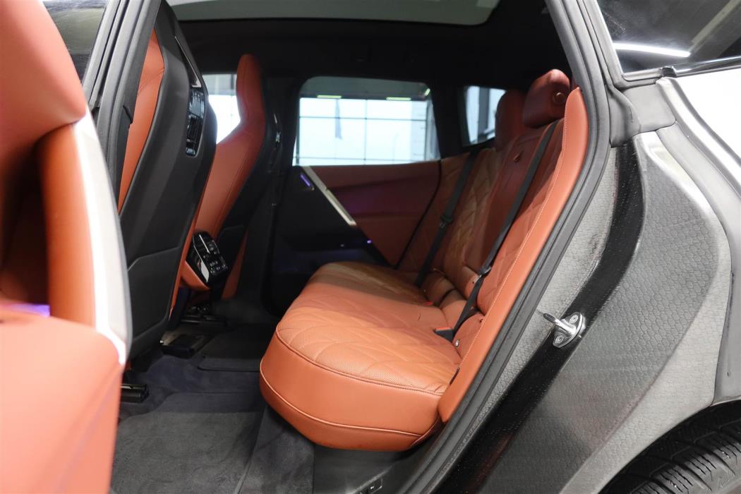 BMW ix M60 2023