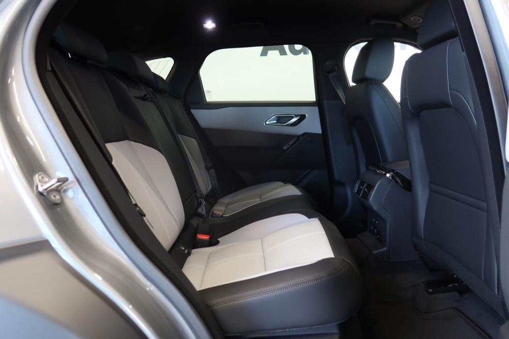 Land Rover Range Rover Velar 2026