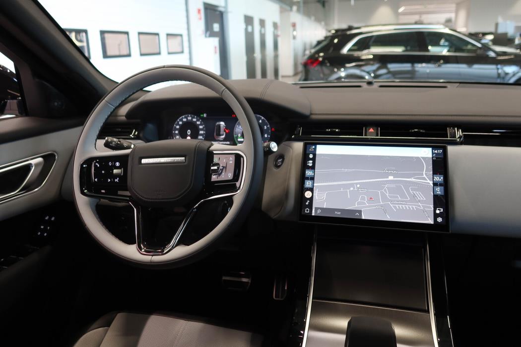 Land Rover Range Rover Velar 2026