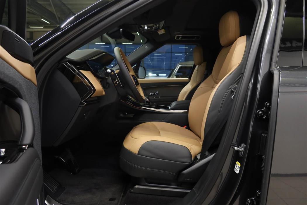 Land Rover Range Rover Sport 2025