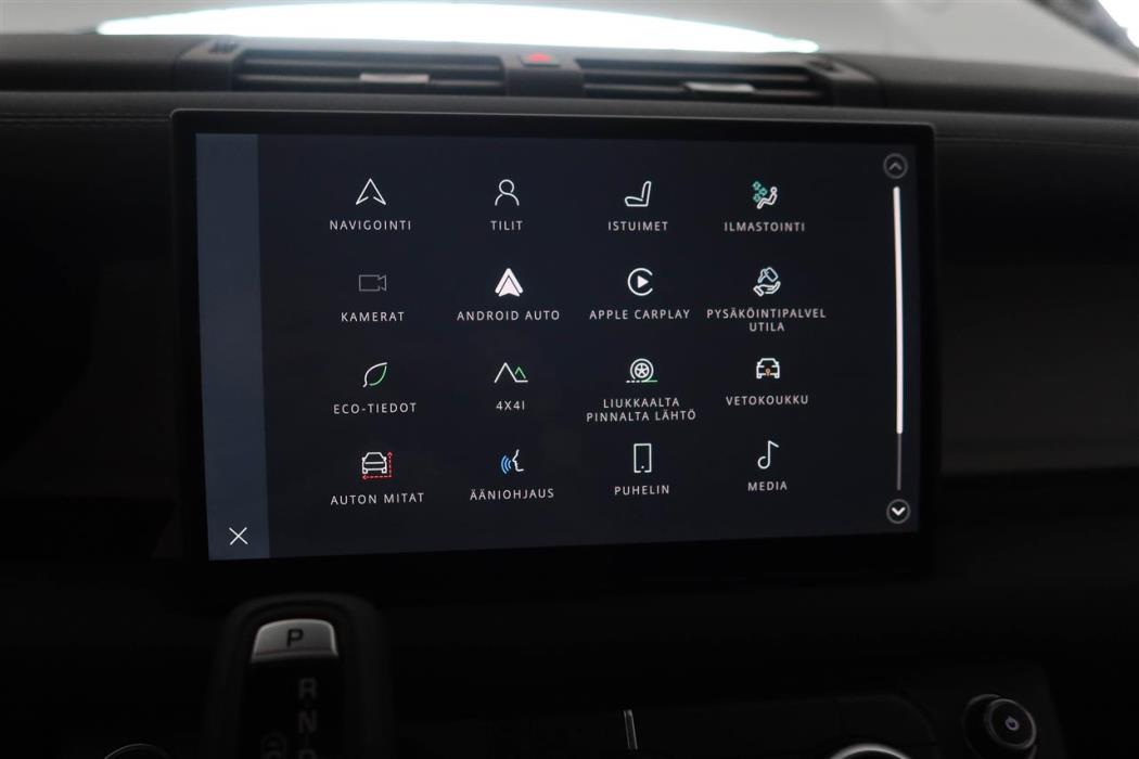 Land Rover Defender 2025
