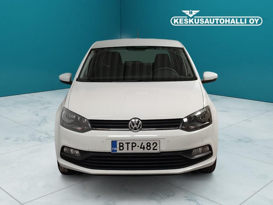 VOLKSWAGEN Polo 2016