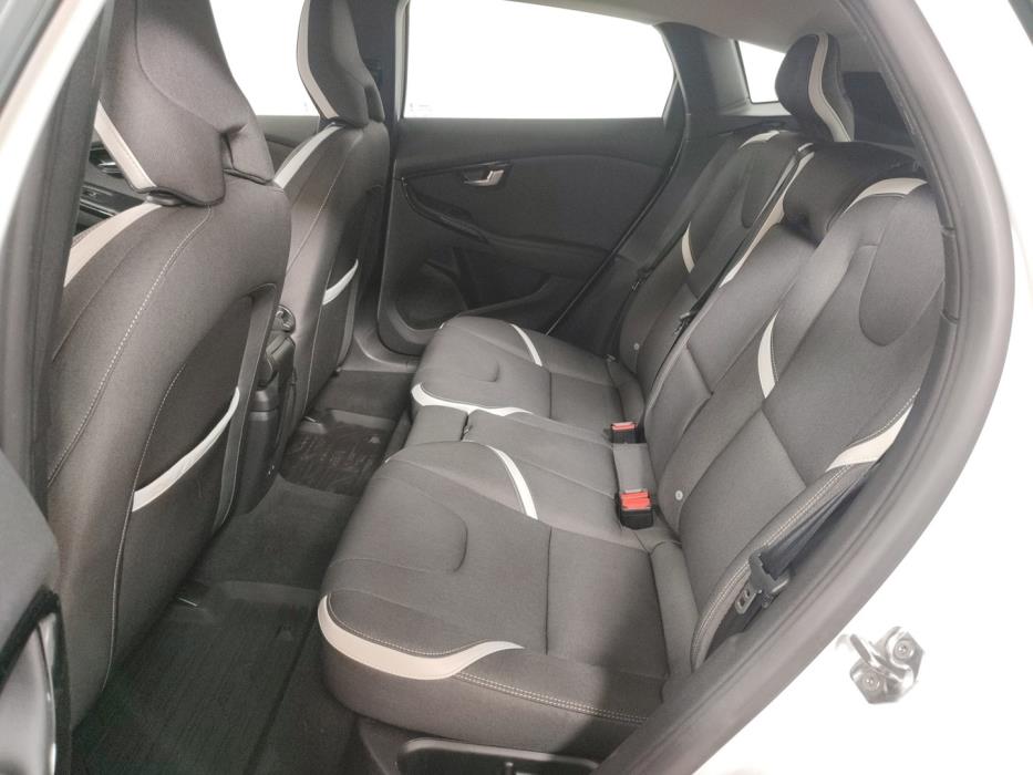 VOLVO V40 Cross Country 2019