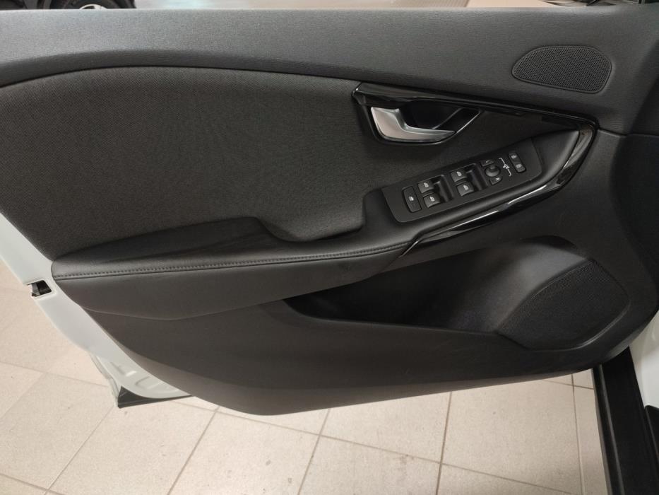 VOLVO V40 Cross Country 2019