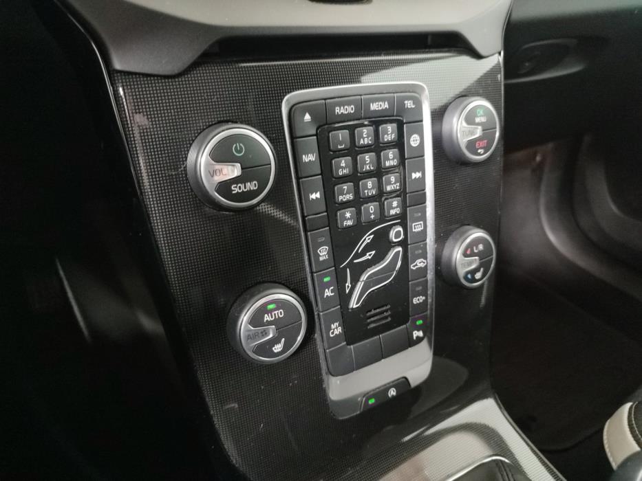 VOLVO V40 Cross Country 2019