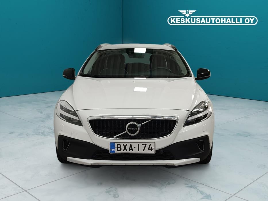 VOLVO V40 Cross Country 2019