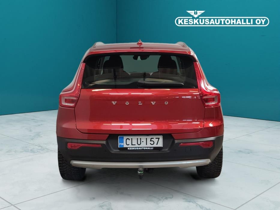 VOLVO XC40 2019