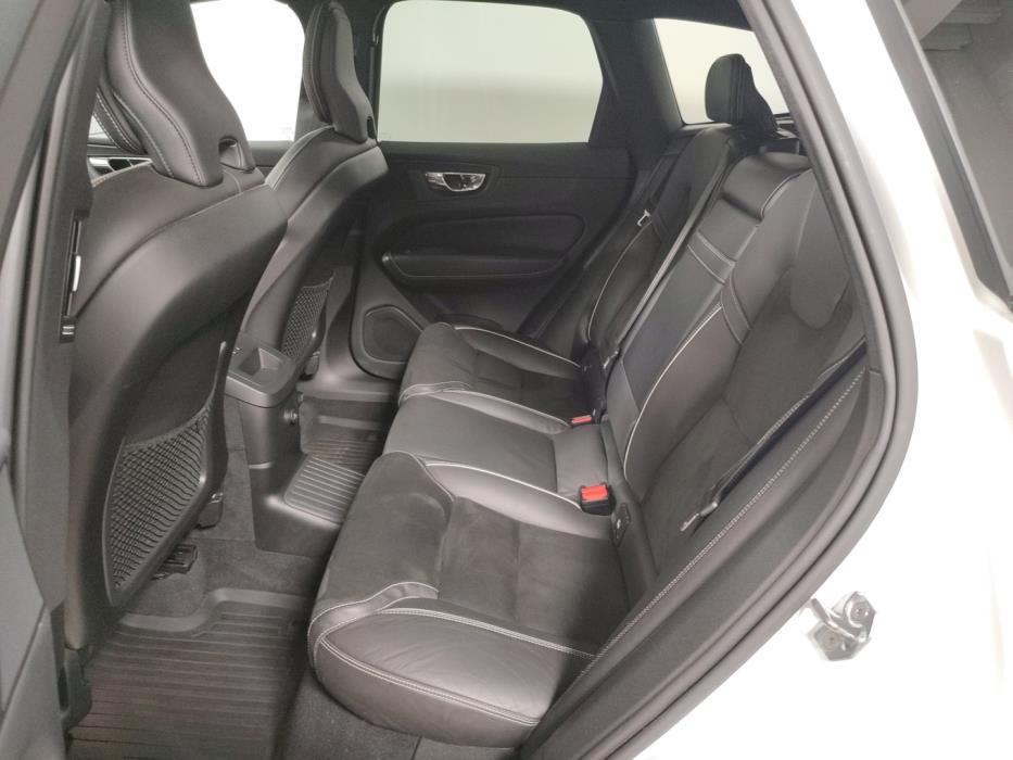 VOLVO XC60 2019