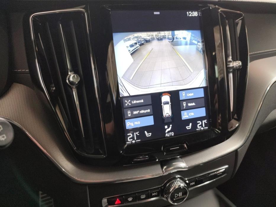 VOLVO XC60 2019