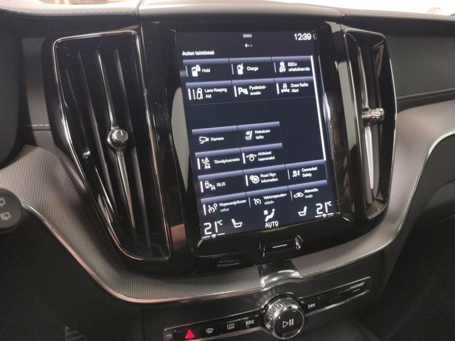 VOLVO XC60 2019