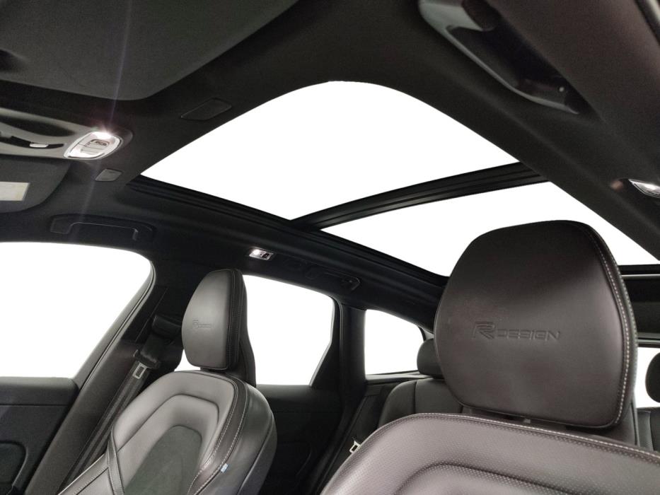VOLVO XC60 2019