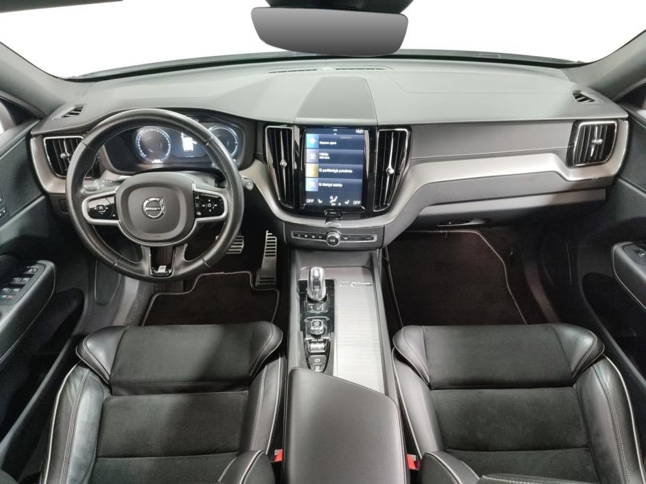 VOLVO XC60 2019