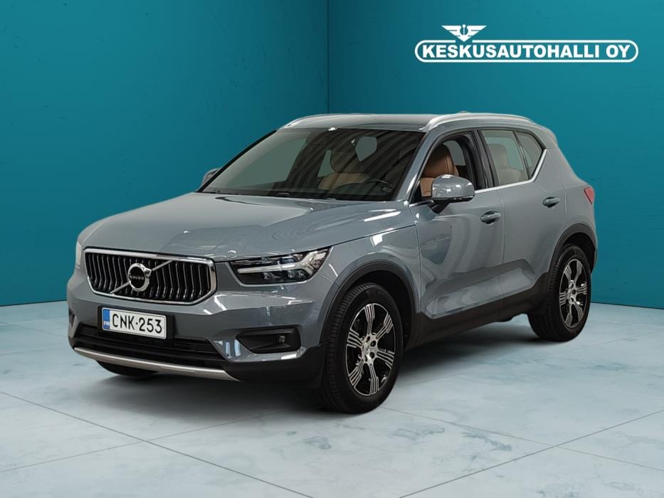 VOLVO XC40 2020
