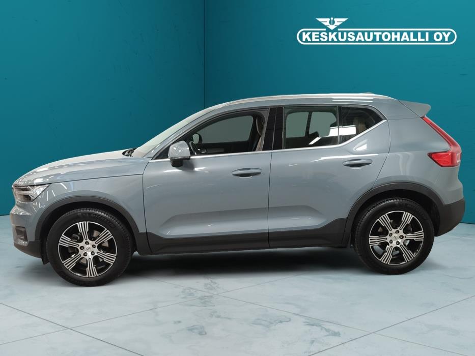 VOLVO XC40 2020