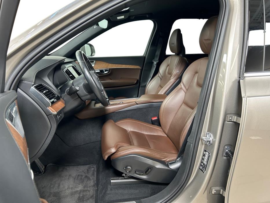 VOLVO XC90 2020