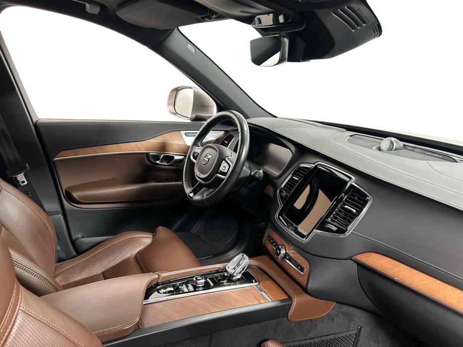 VOLVO XC90 2020