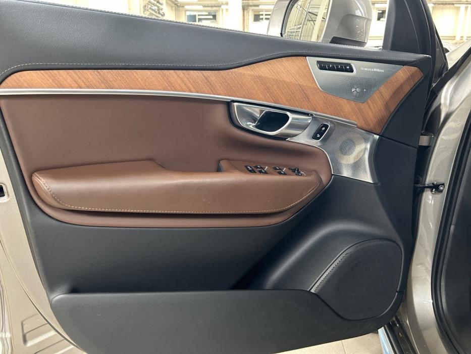 VOLVO XC90 2020