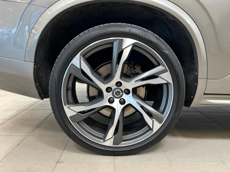 VOLVO XC90 2020