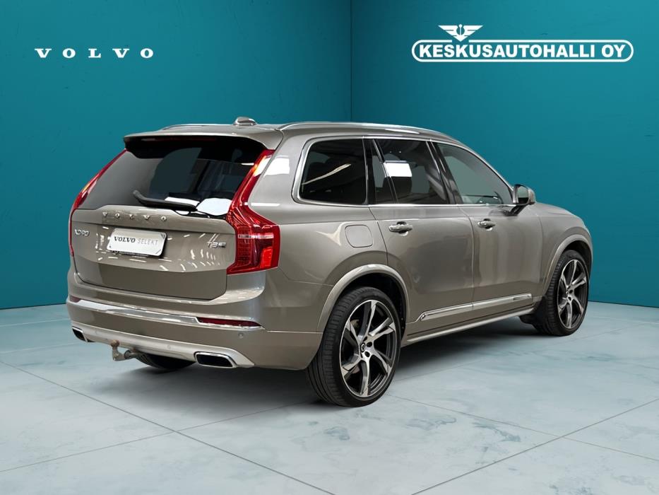VOLVO XC90 2020