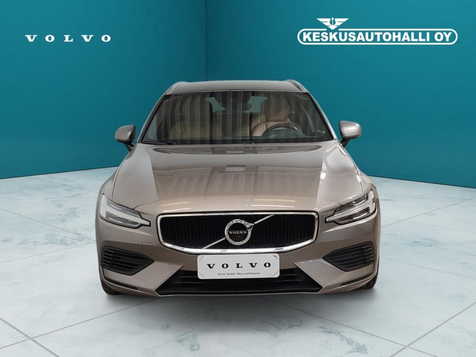 VOLVO V60 2020