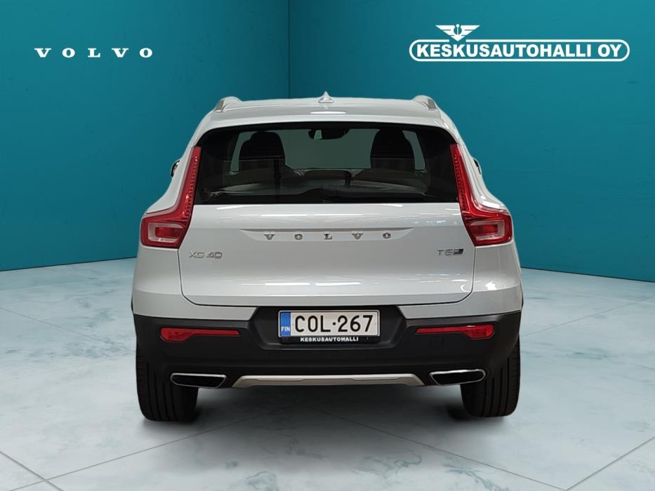 VOLVO XC40 2020