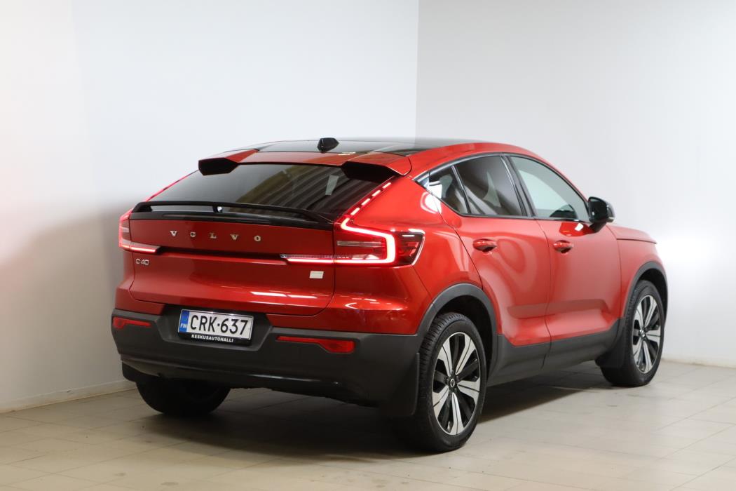 VOLVO C40 2023