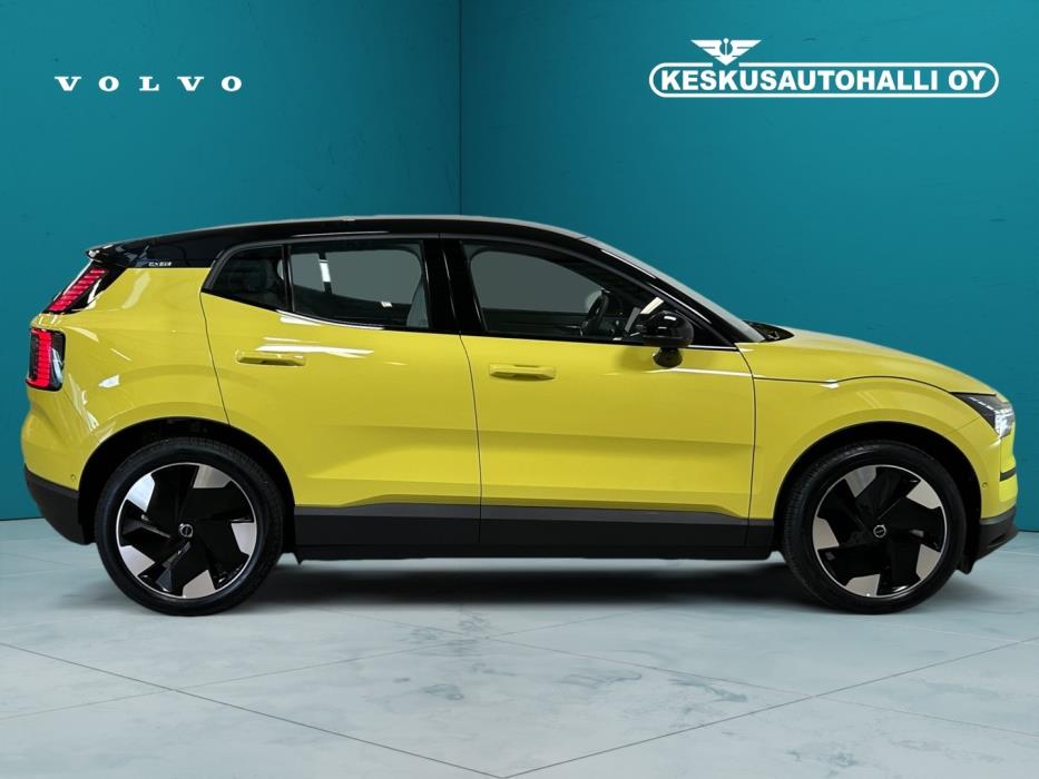 VOLVO EX30 2024