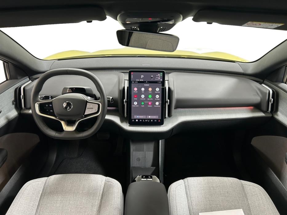 VOLVO EX30 2024