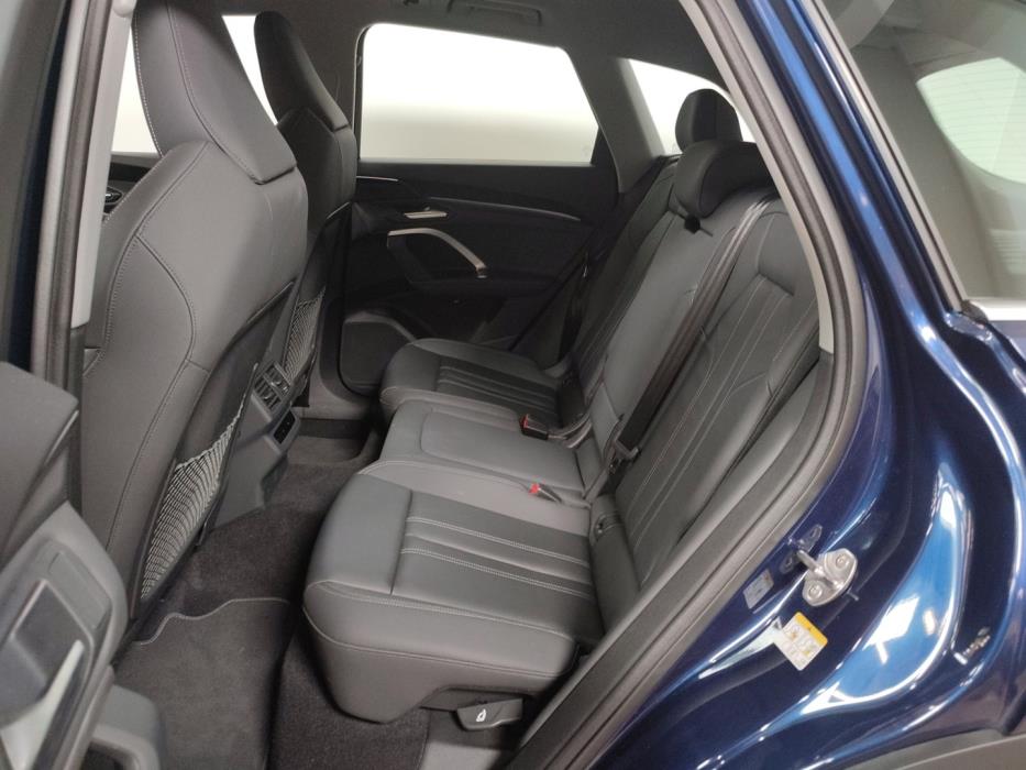 AUDI Q5 2025
