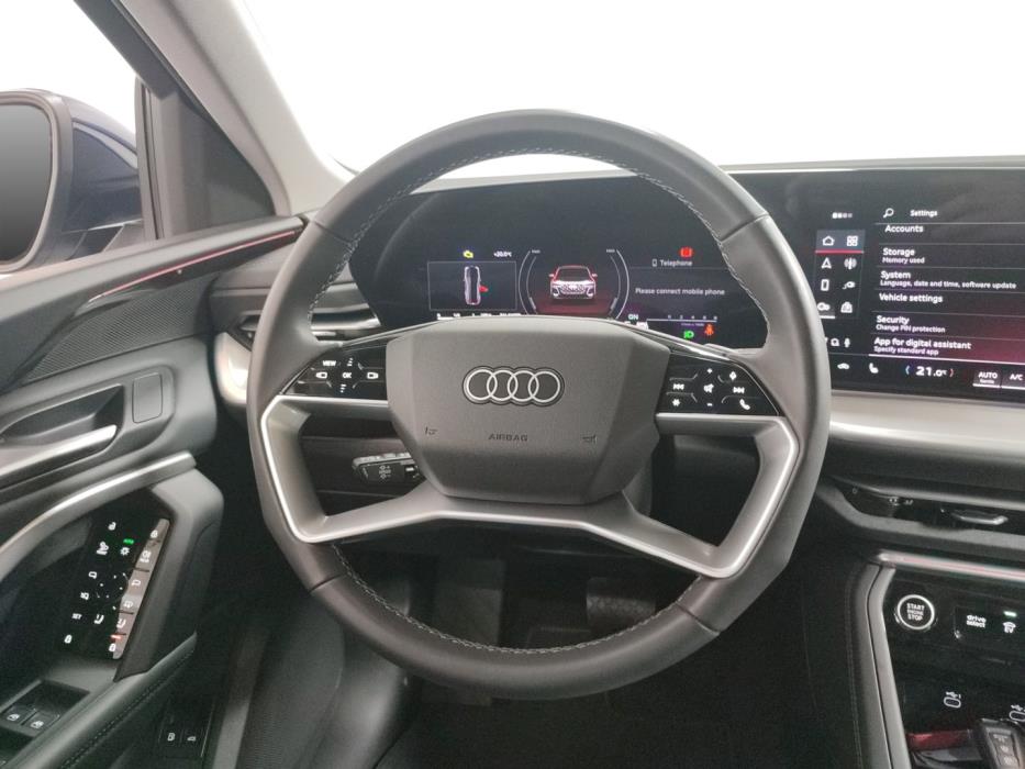 AUDI Q5 2025