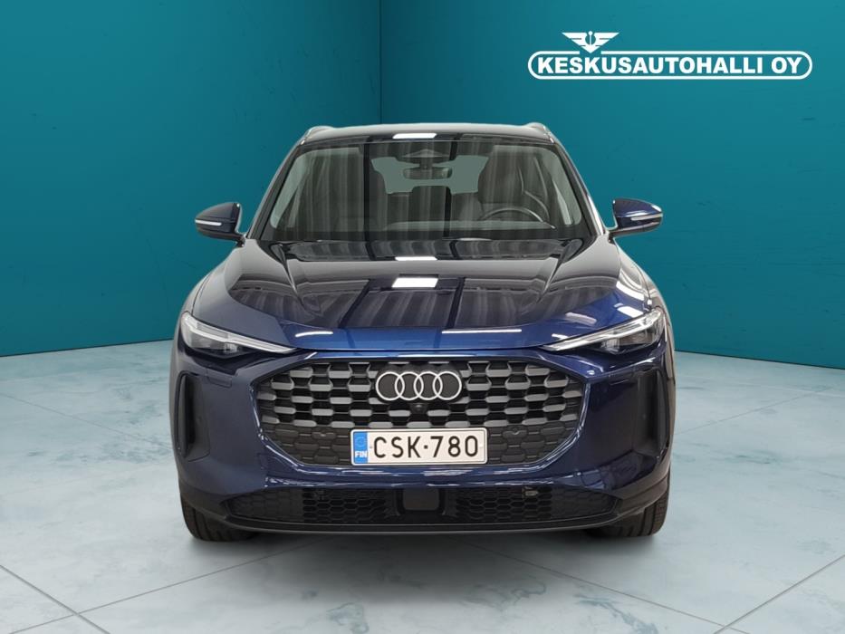 AUDI Q5 2025