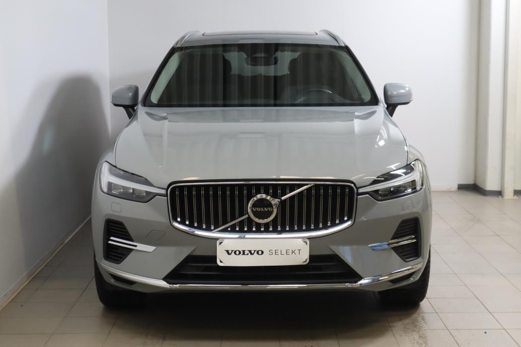 VOLVO XC60 2024