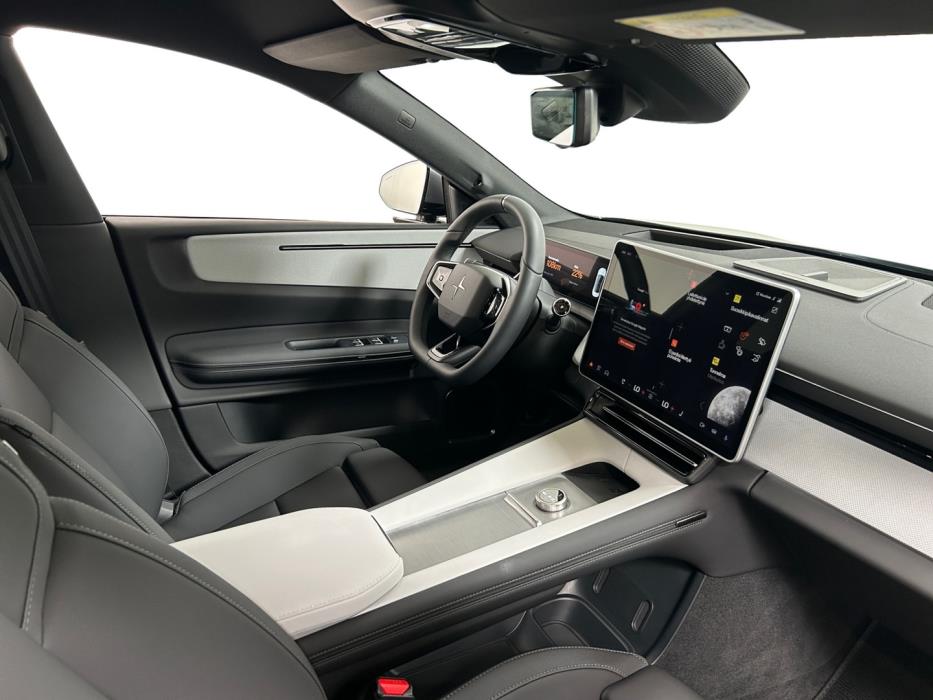 POLESTAR 4 2026