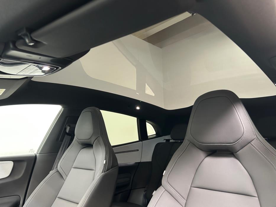 POLESTAR 4 2026