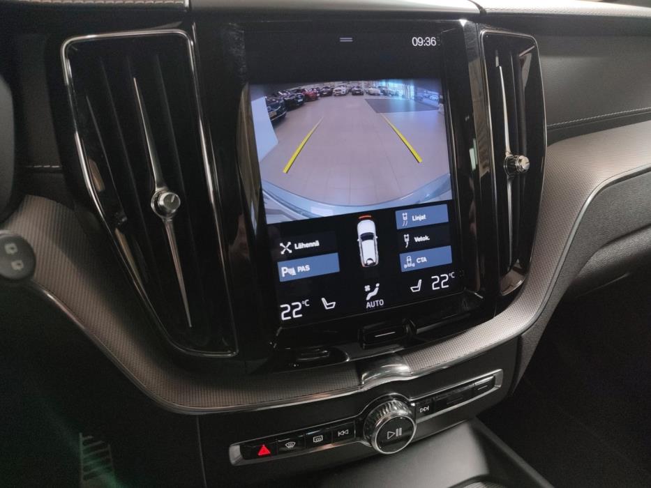 VOLVO XC60 2019