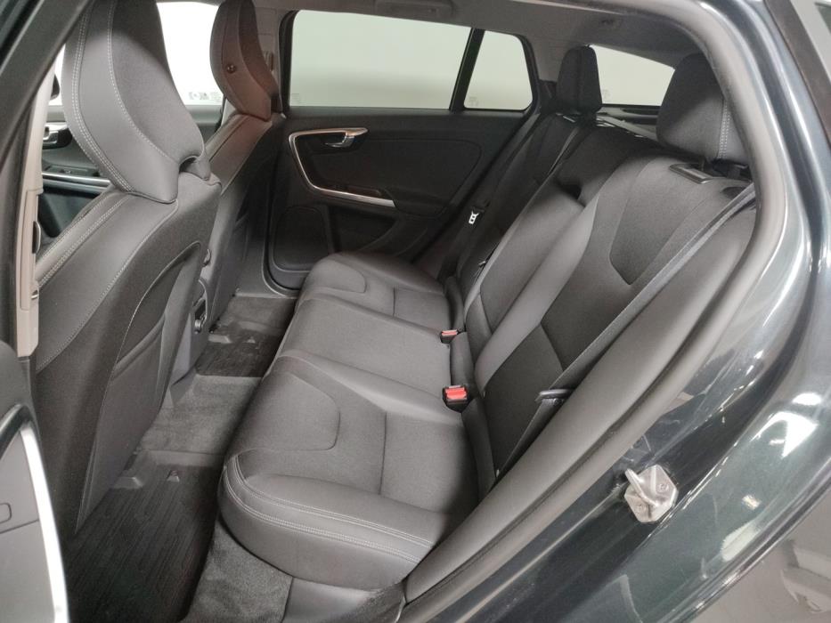 VOLVO V60 2014