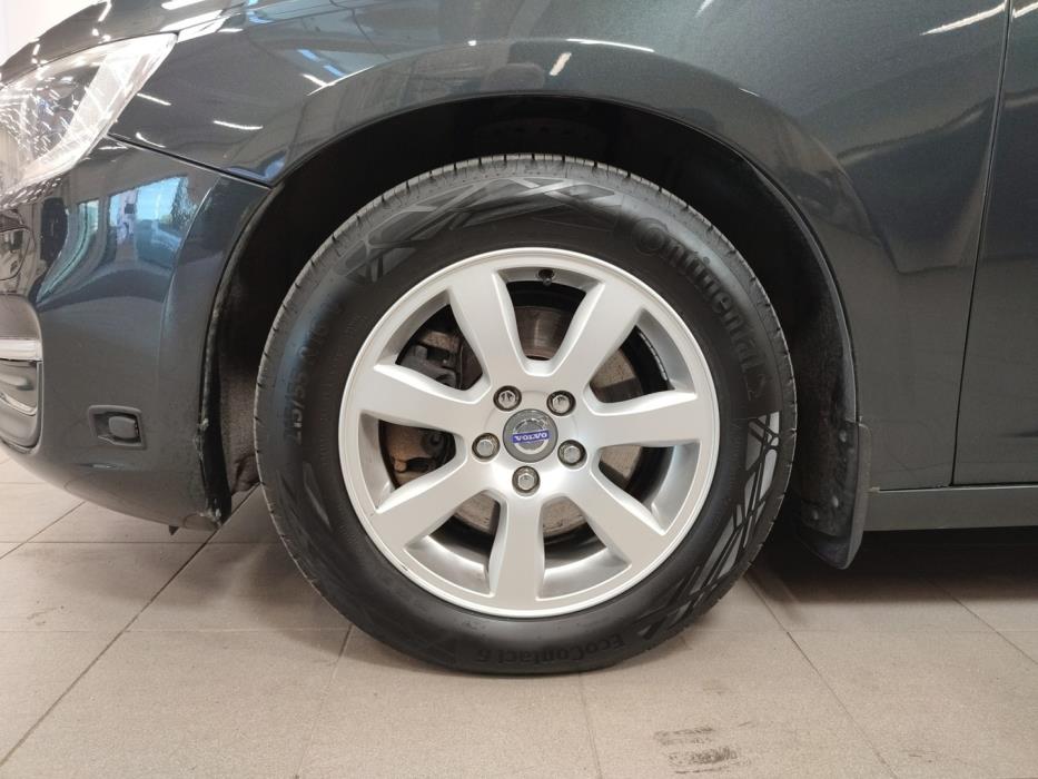 VOLVO V60 2014
