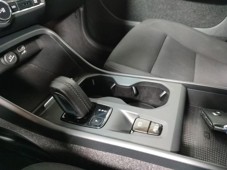 VOLVO XC40 2021