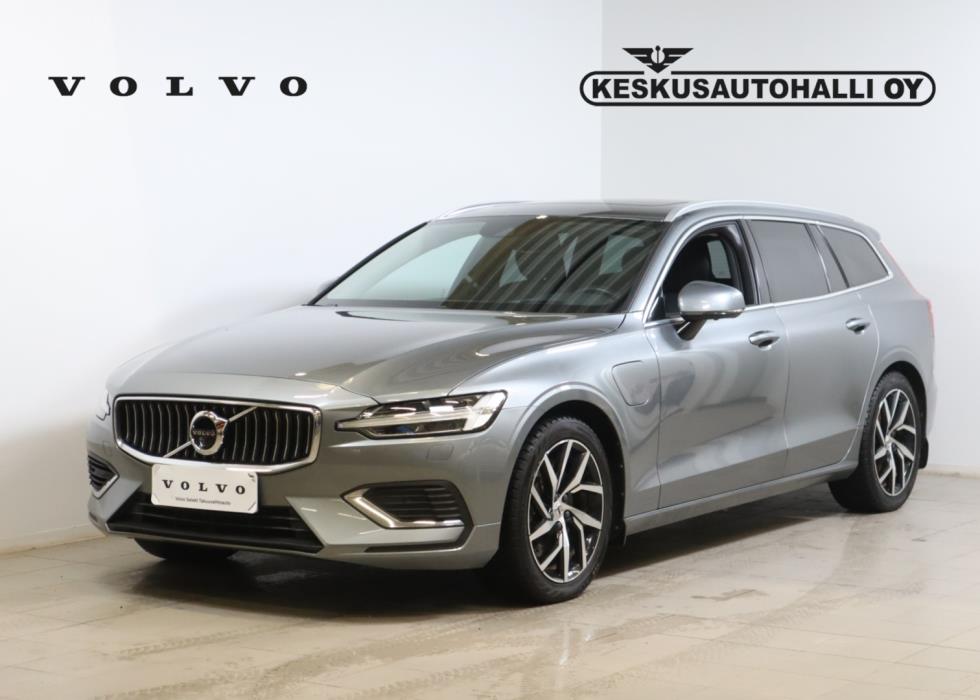 VOLVO V60 2021