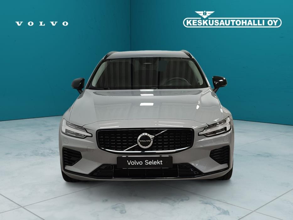 VOLVO V60 2024
