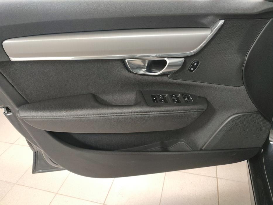 VOLVO V90 2019